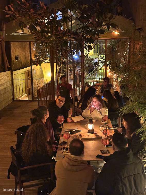 TRESPASSE COM ARRENDAMENTO  ESPAÇO BAR/RESTAURANTE BAIXA PORTO - Grande imagem: 4/22