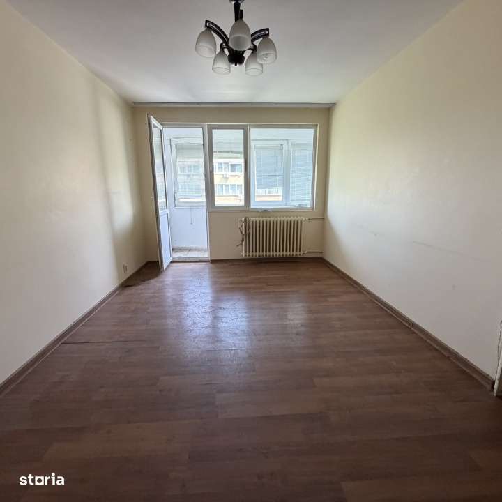 2 camere | De renovat | Drumul Taberei | Romancierilor | Metrou 2'