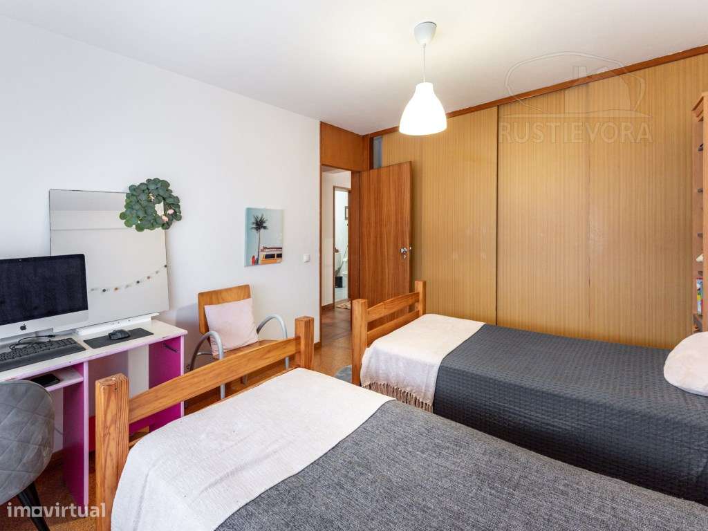 Apartamento T2, 2º andar | Horta das Figueiras, Évora-13