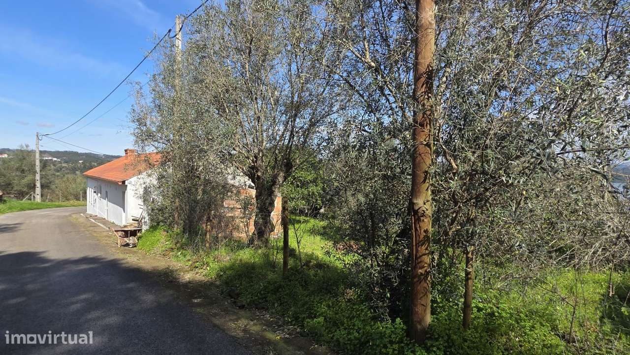 Moradia com vista magnífica para o Rio Zêzere, perto da Serra de Tom - Grande imagem: 3/37