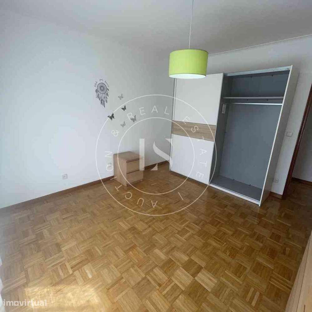 Apartamento T2 com Garagem e Arrumos | Urb. dos Altos | Cidade da Maia-22