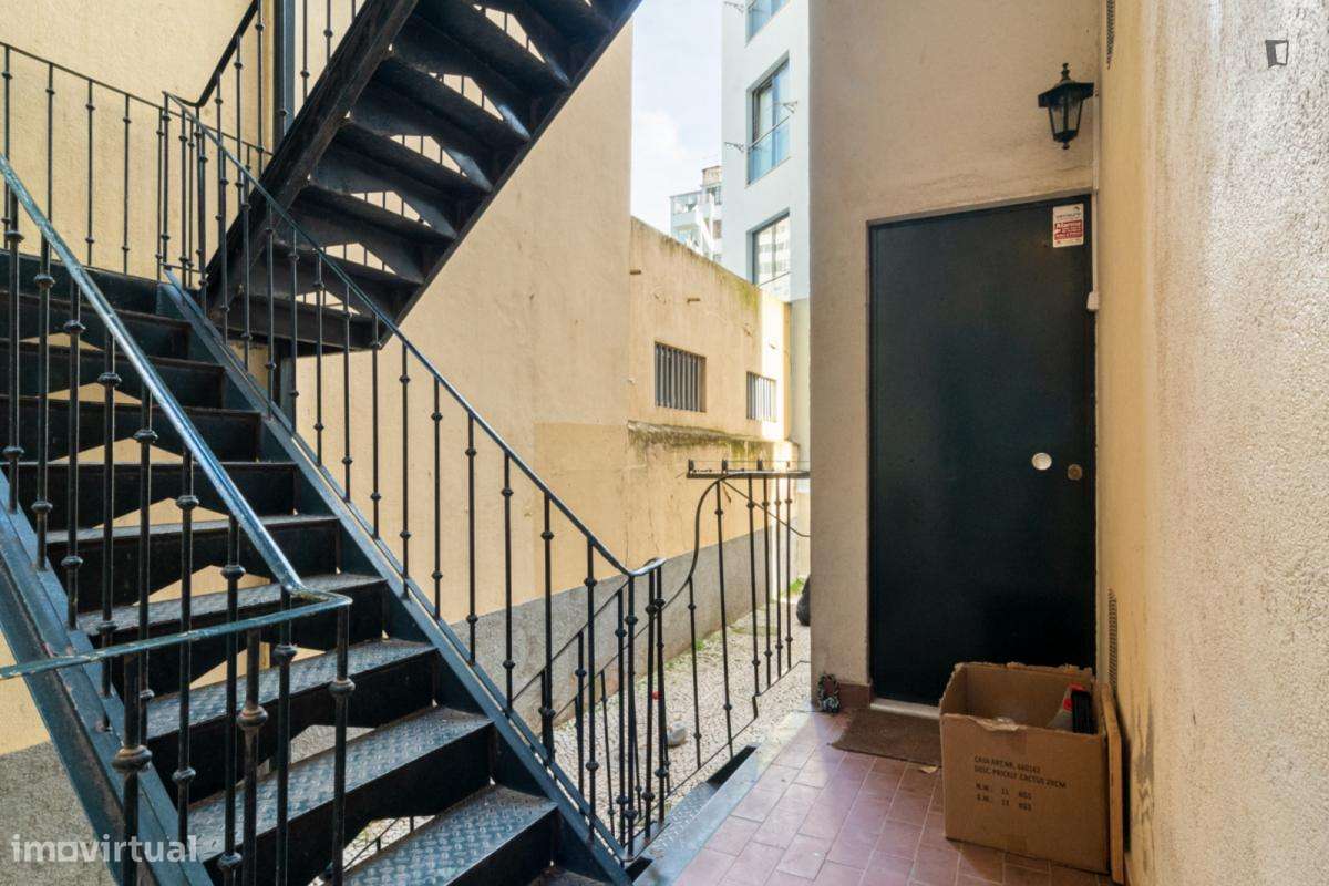 Quarto - localizado em Saldanha Lisbon - Grande imagem: 5/8