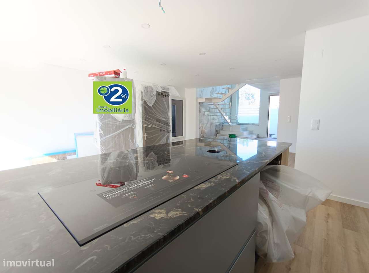 Moradia V4! Piscina, Quintinhas - Grande imagem: 5/18