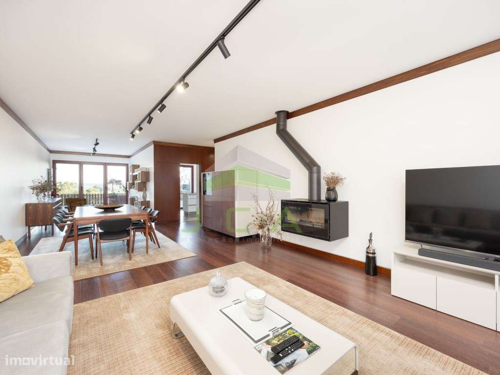 Excelente apartamento T4 com terraço e piscina-6