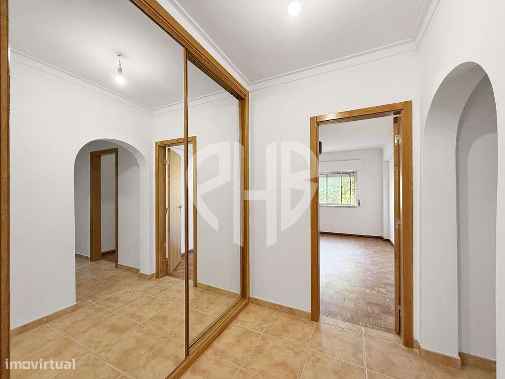 Apartamento T3 com 127 m² | Arrecadação nas Águas Furtadas | Massamá-19