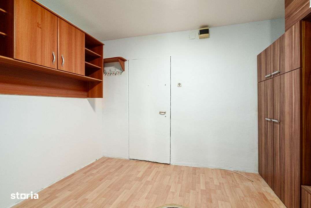 Titan - 1 decembrie 1918, garsoniera - 15mp - Imagine principală: 1/9