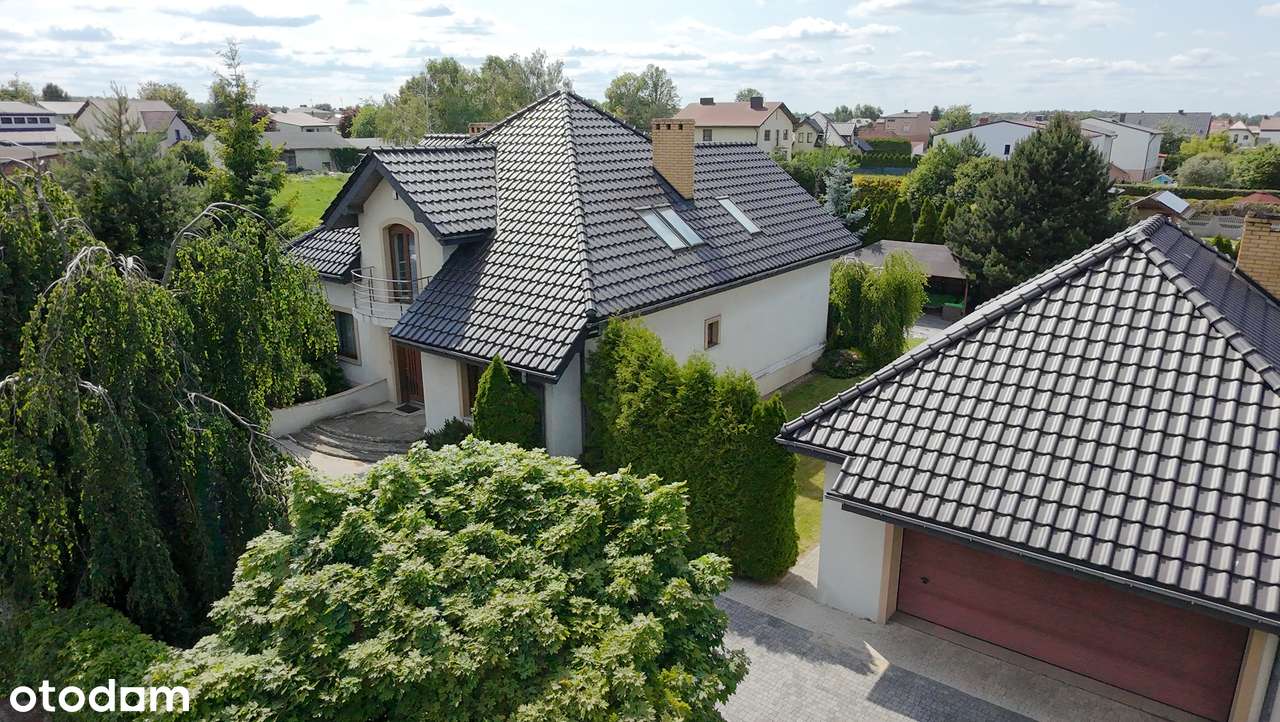 Dom jednorodzinny wykończony w wysokim standardzie. 260m,gotowy do zam - Pełny obrazek: 4/20