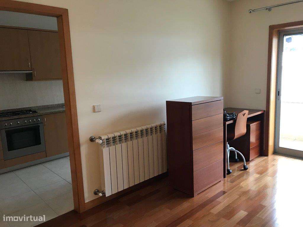 T0 com garagem junto à Universidade do Minho | Braga-24