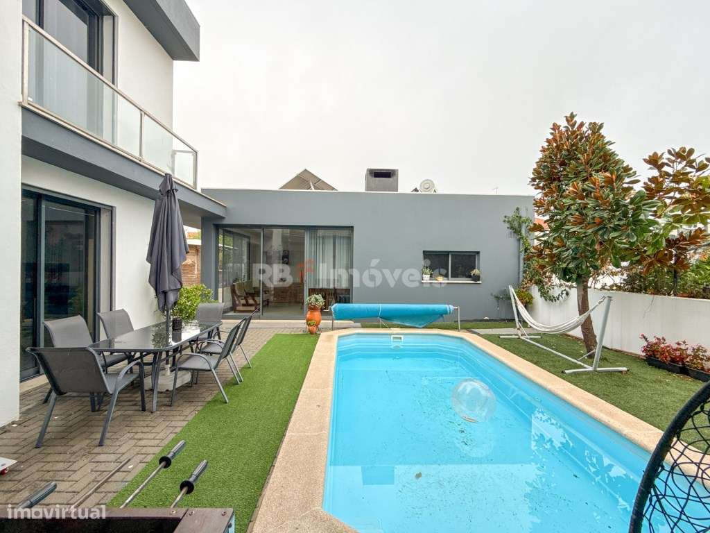 Moradia T5 c/ Piscina, Tertúlia, Jardim e Garagem, em Vila Nova da ... - Grande imagem: 3/41