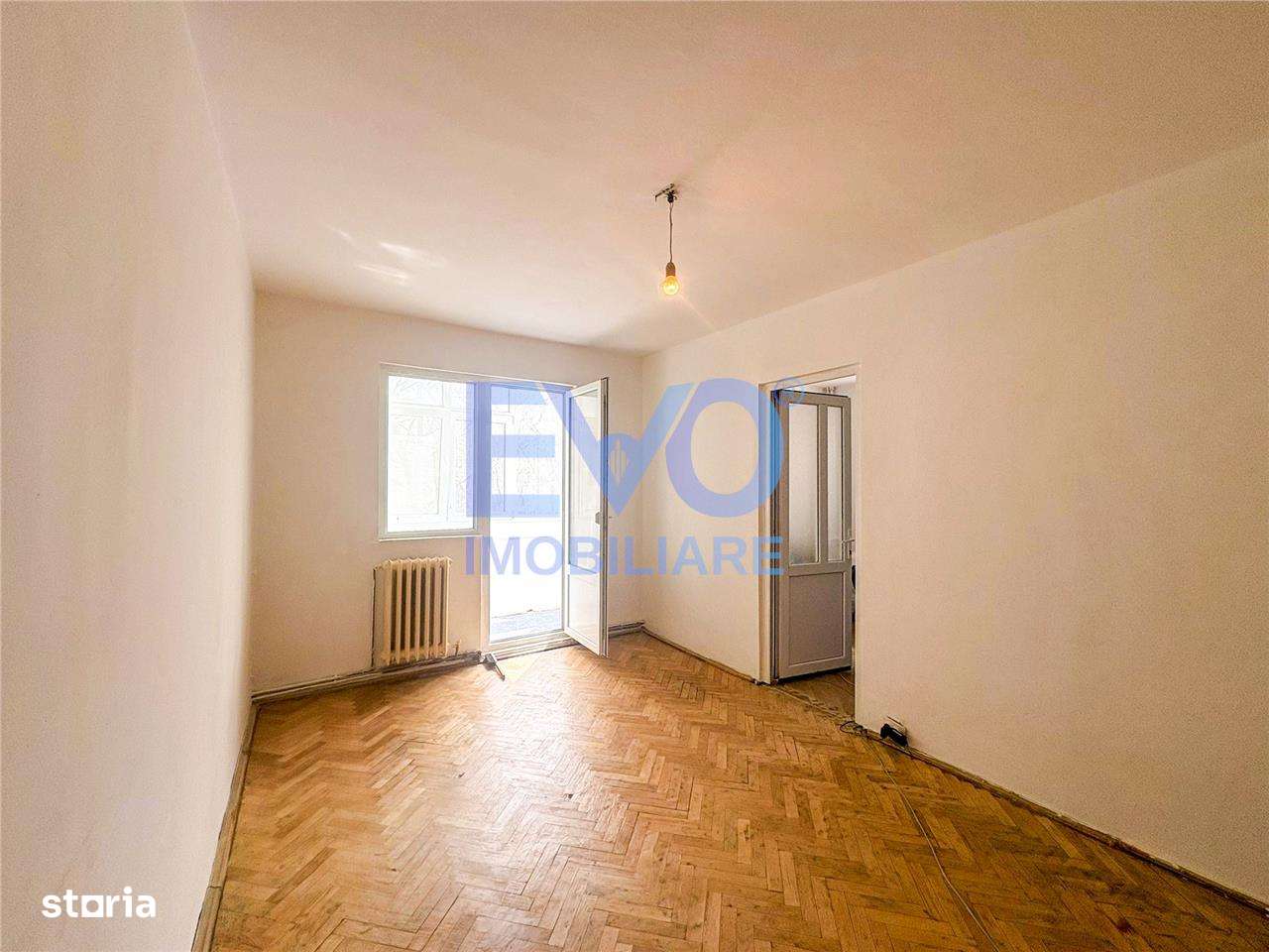 Apartament de vanzare, 3 camere, etaj 2, Alexandru Cel Bun, Iasi-0