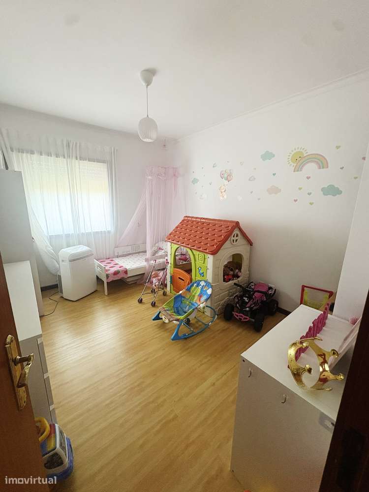 Apartamento T3 em Caldelas, Amares-11
