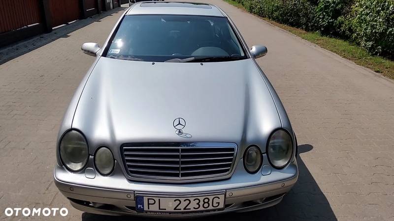 Mercedes-Benz CLK 320 - 10