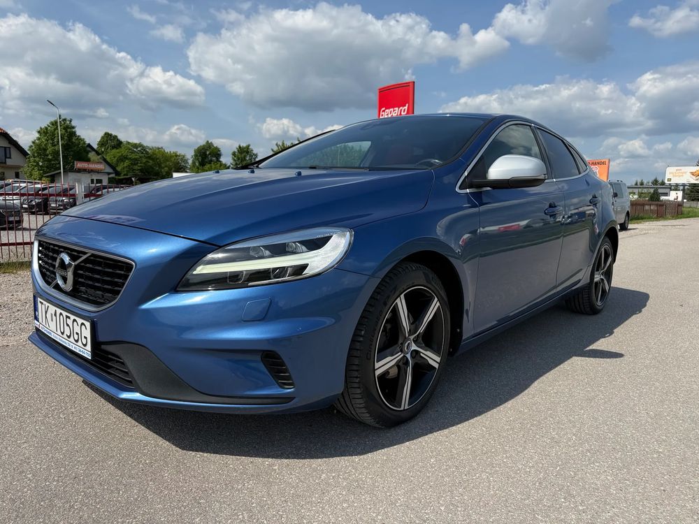 Volvo V40 II D2 Drive-E R-Design Momentum 2016