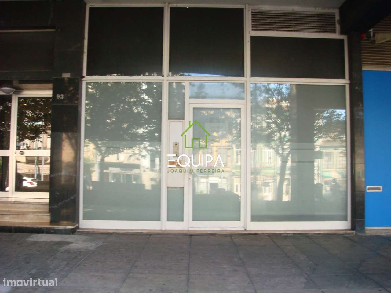 Loja licenciada para comercio e serviços no centro do Porto - Condiç - Grande imagem: 3/23