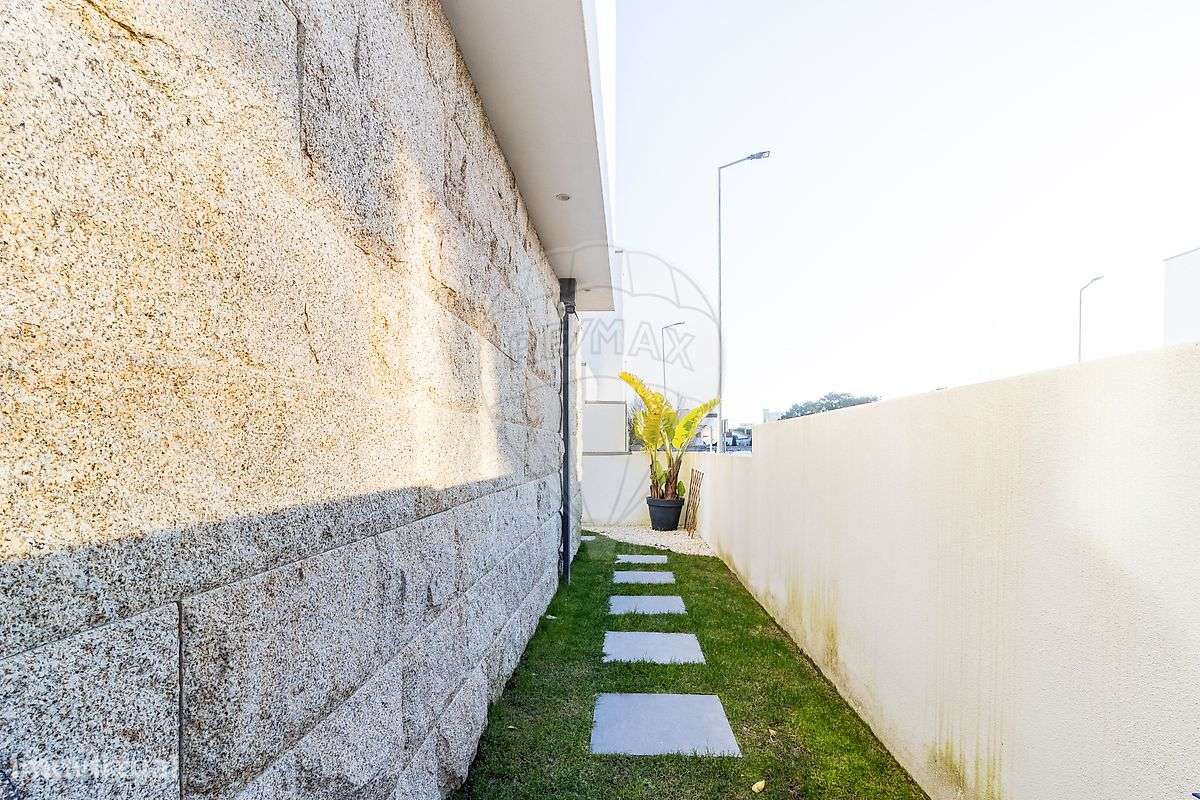 Moradia T3 para venda-7