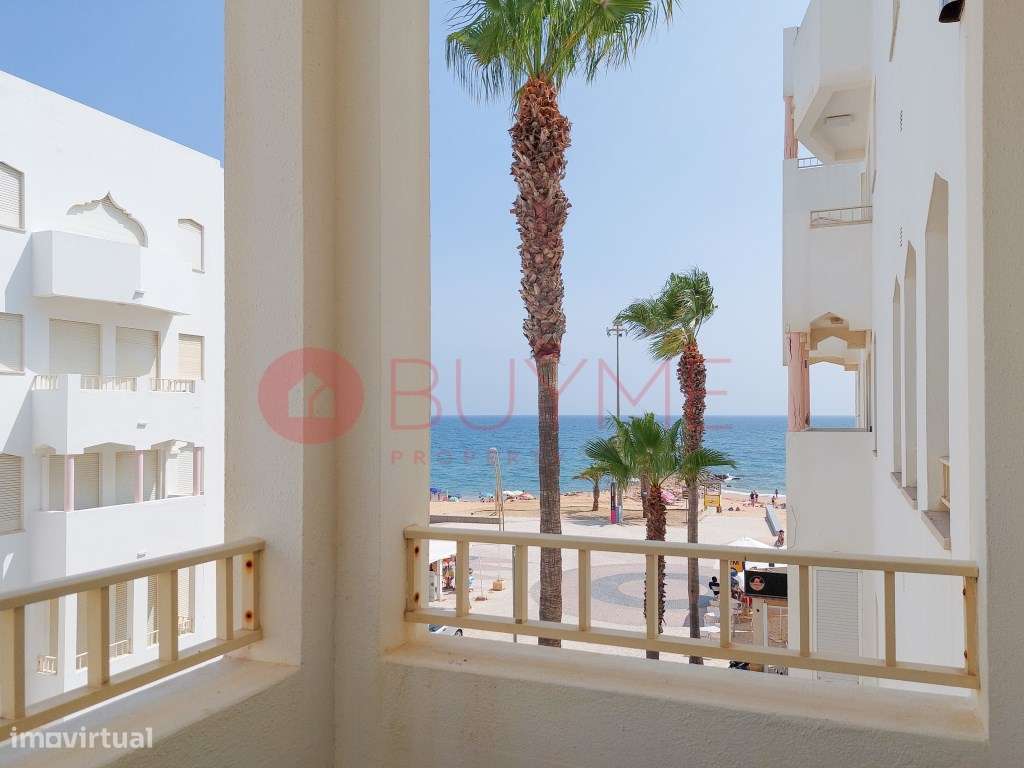 Apartamento T1+1 remodelado com vista mar em primeira linha - Quart...-15