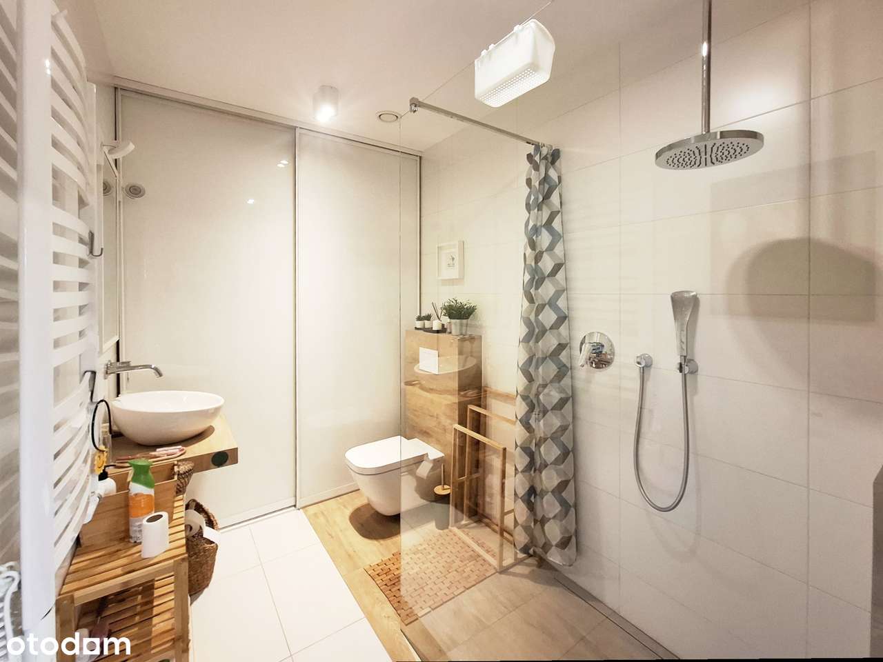 Przestrzeń domu zaprojektowana z myślą o komforcie.-6