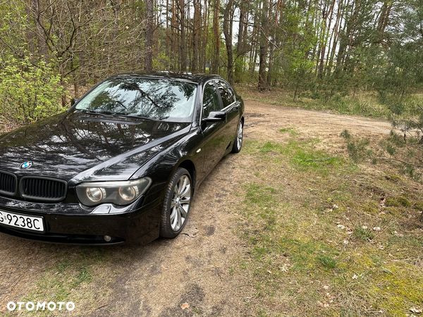 BMW Seria 7 735i - 1