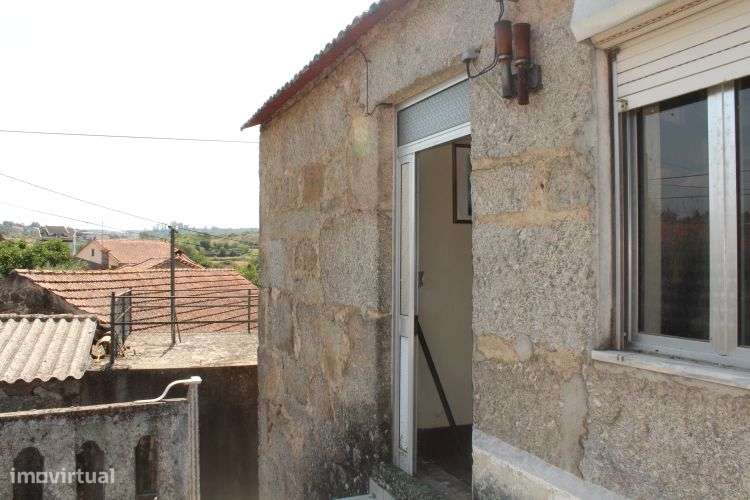 Moradia T3 em Pedra – Travanca de Lagos, Oliveira do Hospital-12