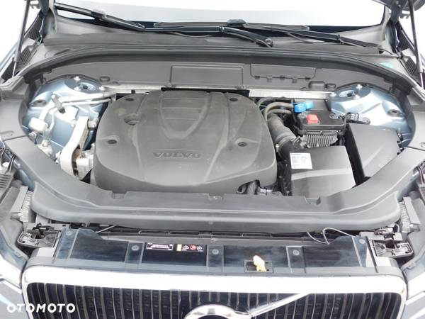 Volvo XC 60 D4 Geartronic Momentum Pro - 24