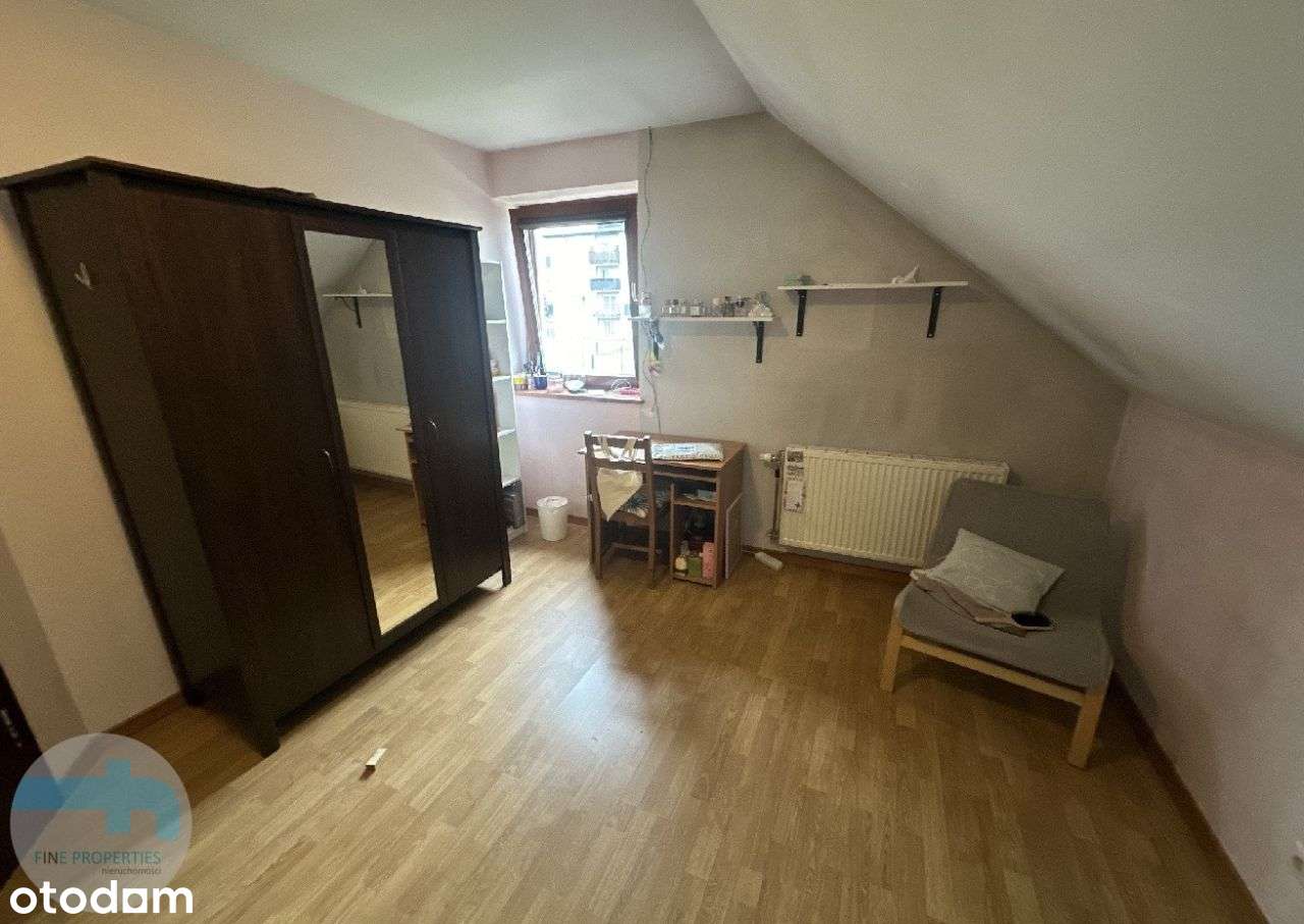 Pól bliźniaka oddzielony garazem, gotowy do wprowa-8