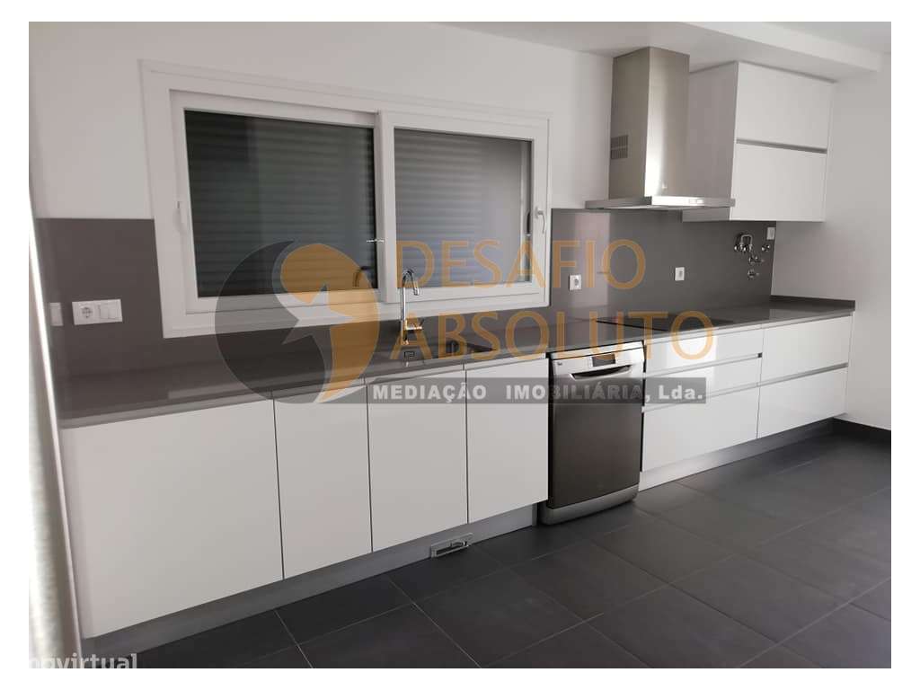 Moradia Isolada T3 Térrea c/ Piscina e Garagem - Brejos de Azeitão - Grande imagem: 3/7