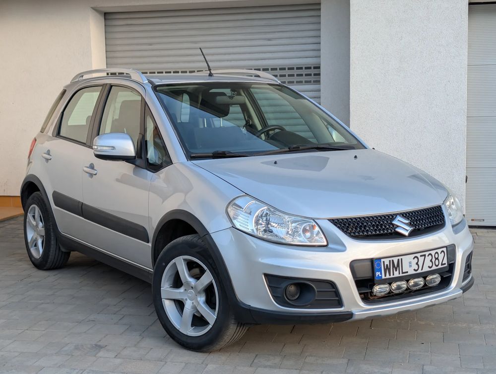 Suzuki SX4 I (2006-2013) Classic 1.6 VVT 4x4 Comfort 2013