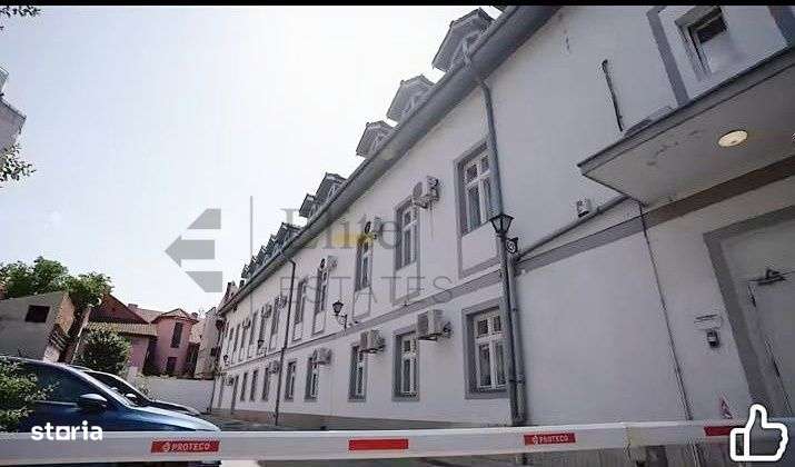 Imobil ultracentral de inchiriat ideal pentru birouri clinica scoala - Imagine principală: 2/20