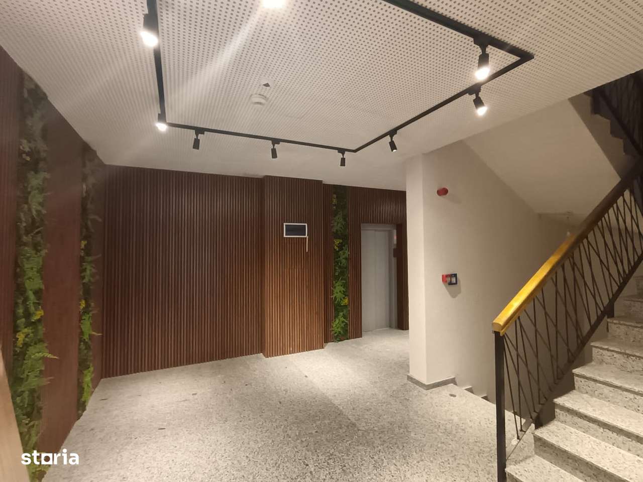 Apartament 2 camere (tip studio) - Metrou Berceni (500 metri) - Imagine principală: 5/9