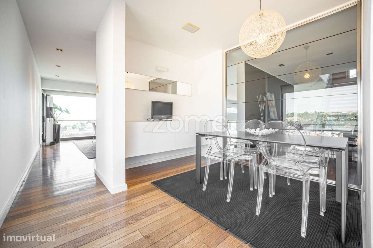 Exclusiva Moradia de Luxo T5+1 com Vista Mar | Lote de 960 m²-12