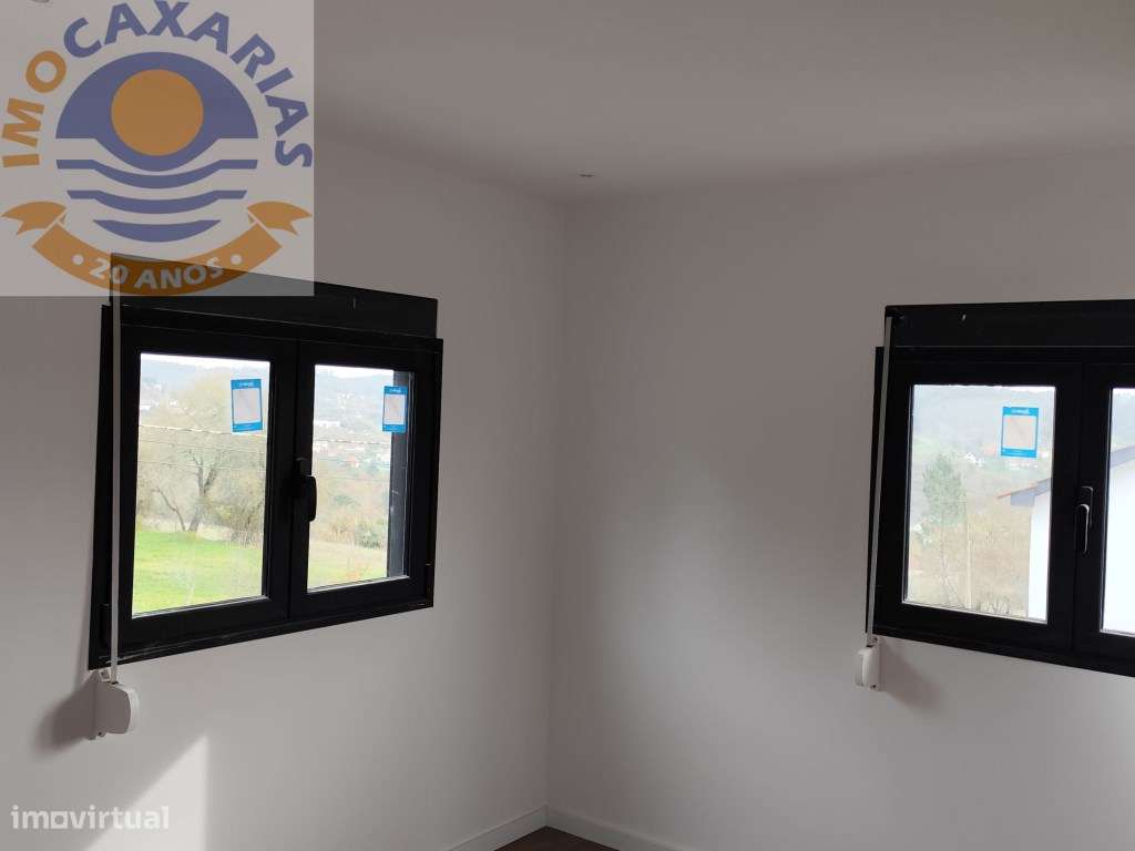 Moradia Renovada T3 _ Refúgio Moderno com Vistas de Sonho em Espite...-8