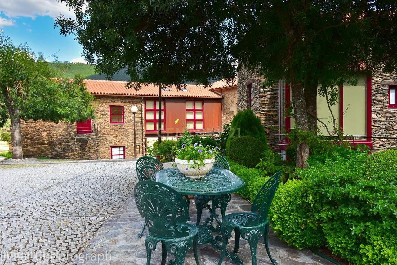 Casa Lagar da Alagoa, um refúgio com potencial no coração da Serra da - Grande imagem: 4/17