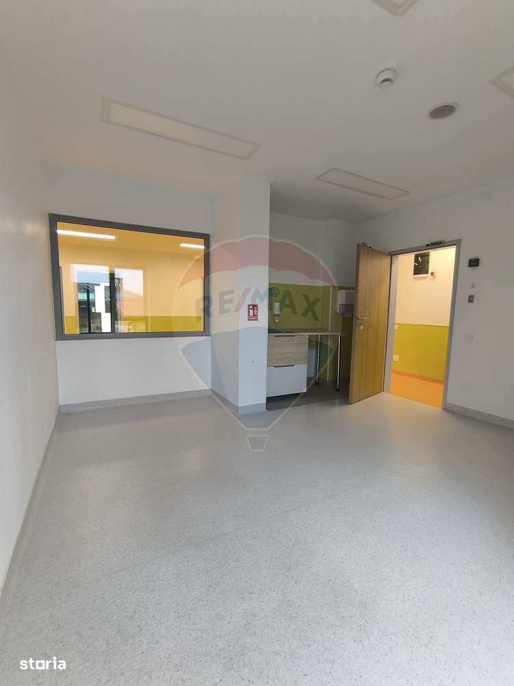 Spațiu comercial de vanzare-15