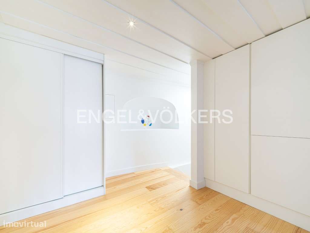 T2 Duplex mobilado em Martim Moniz-9