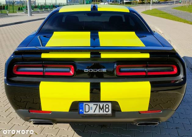 Dodge Challenger 5.7 R/T - 27