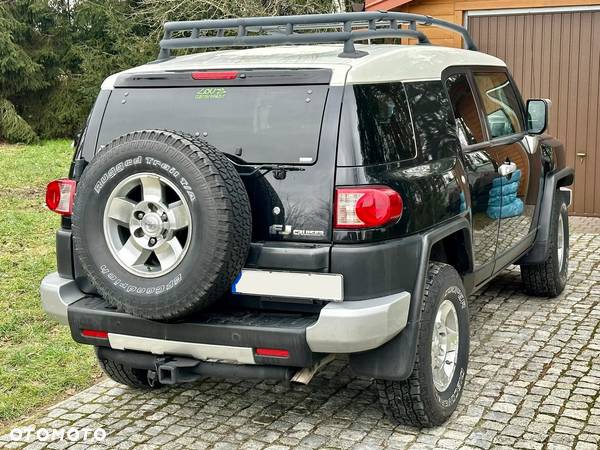 Toyota FJ Cruiser 4.0 4x4 - 22