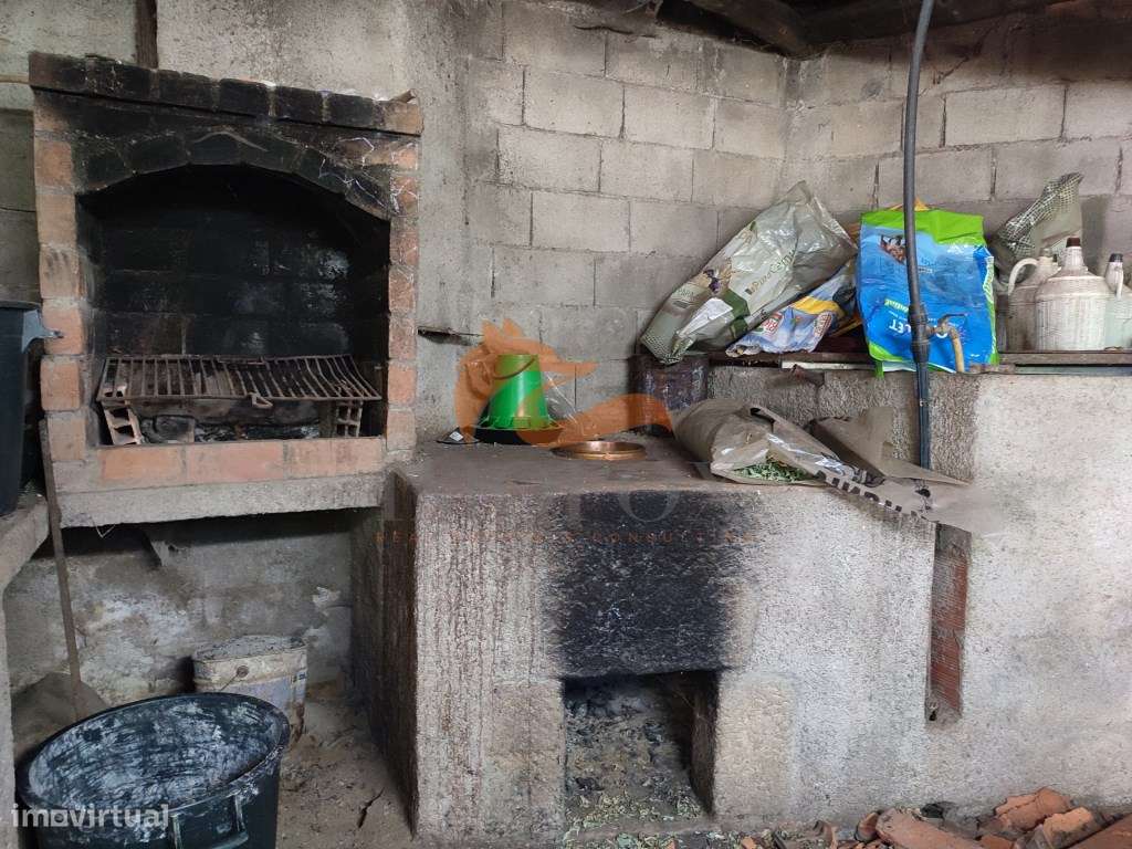 Casa com jardim em Pomares, Arganil-12