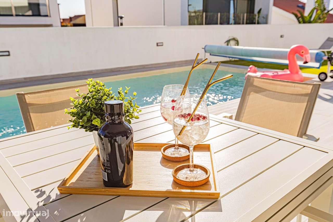 Moradia Térrea T3 c/piscina, lote de 474m² - Única na Caparica-46