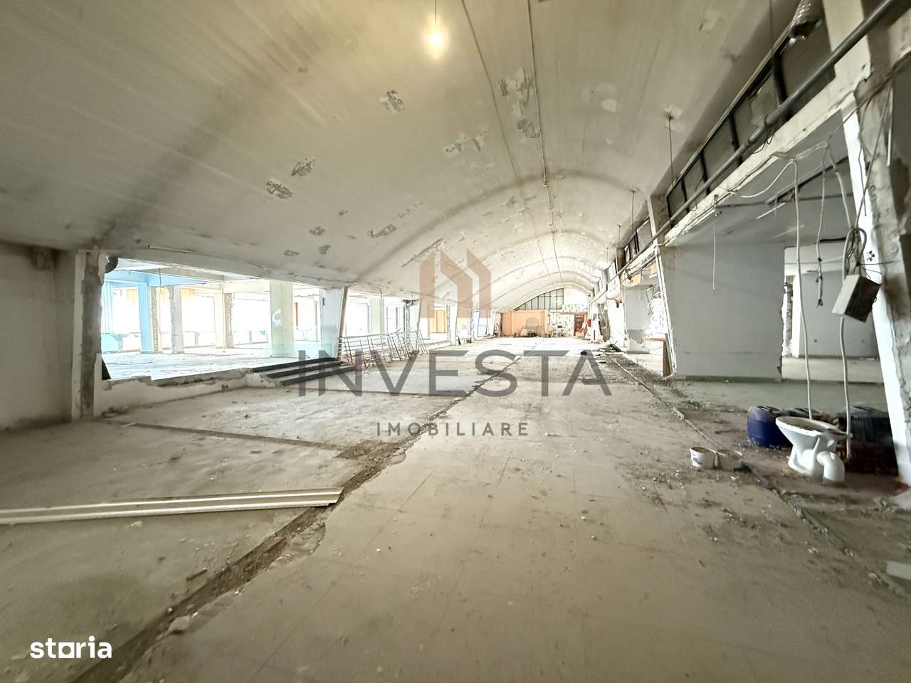 Spatiu generos 1050 mp open space, etaj 2,nefinisat, zona 21 Decembrie - Imagine principală: 1/8