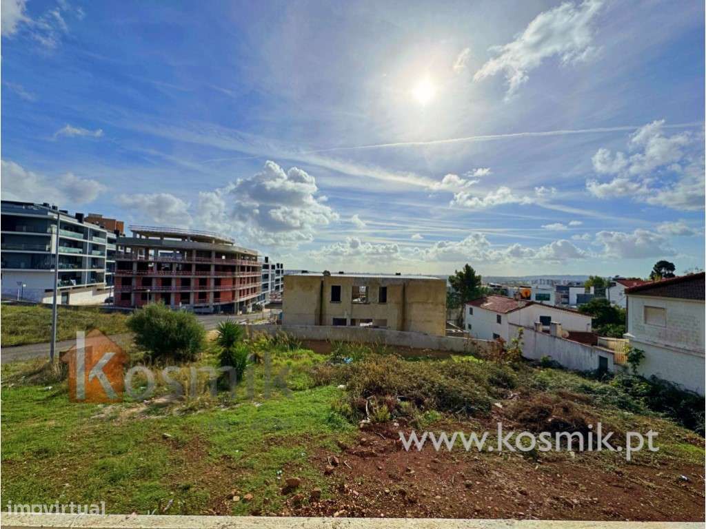 POETAS' GARDEN - PARADELA - LOURES - LISBOA - NOVOS EM CONSTRUÇÃO T1+1-31