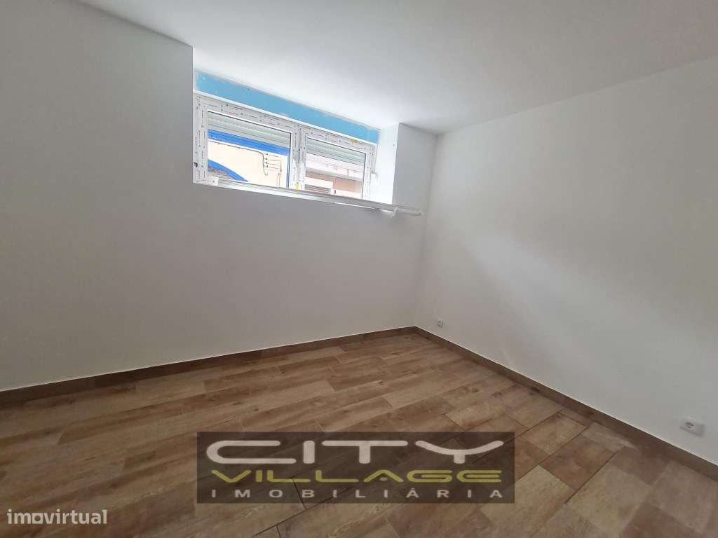 Prédio Centro Montijo-7