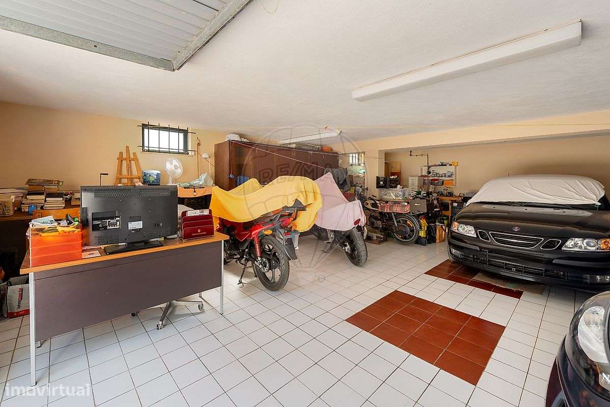 Moradia T5 para venda-45