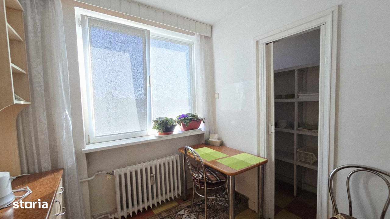 Apartament 2 camere de vanzare Splaiul Crisanei, Decebal-11