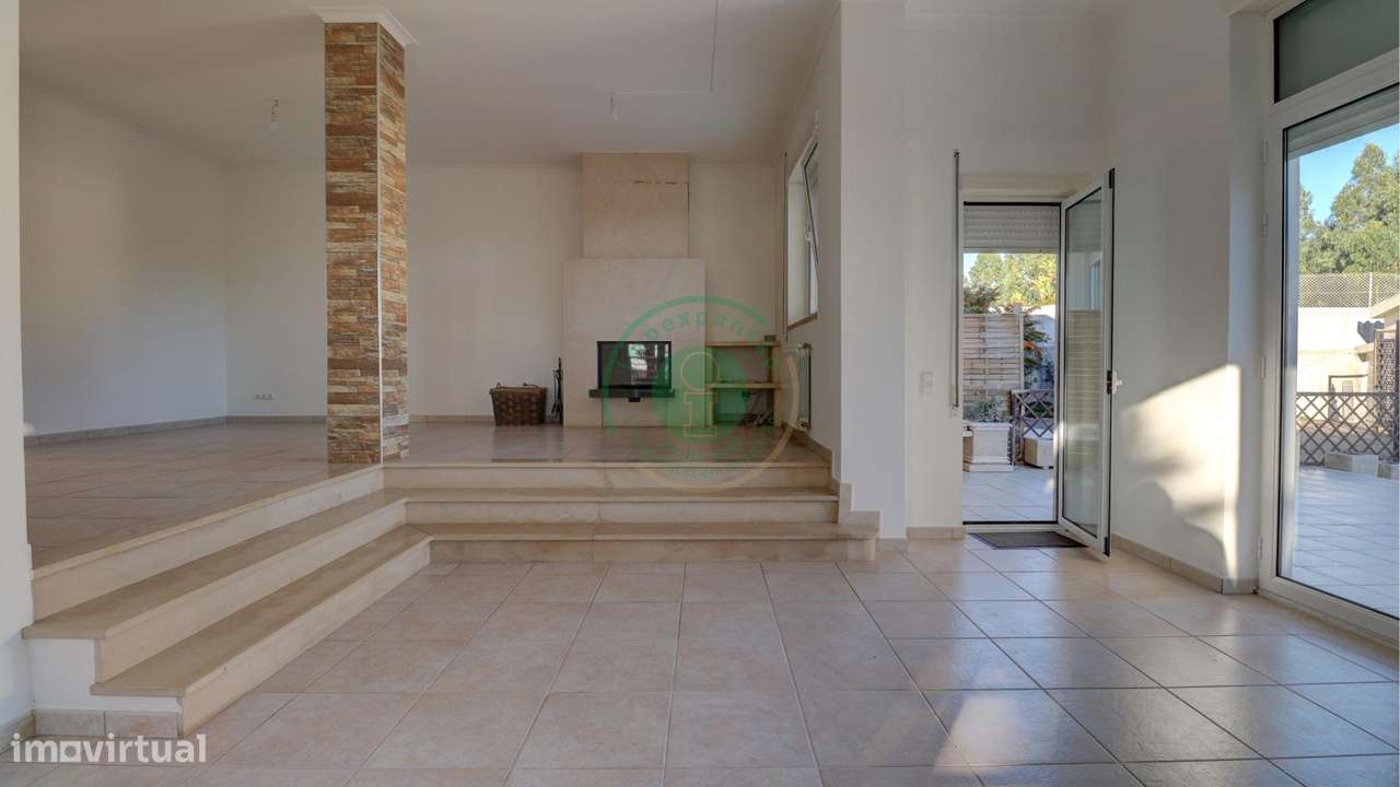 Moradia T4 com Piscina e Vista Mar - Grande imagem: 4/37