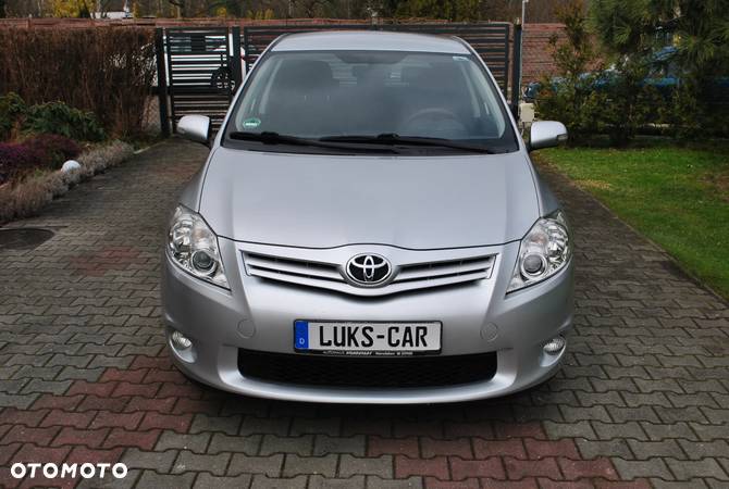 Toyota Auris 1.6 Valvematic Multidrive S Executive - 8