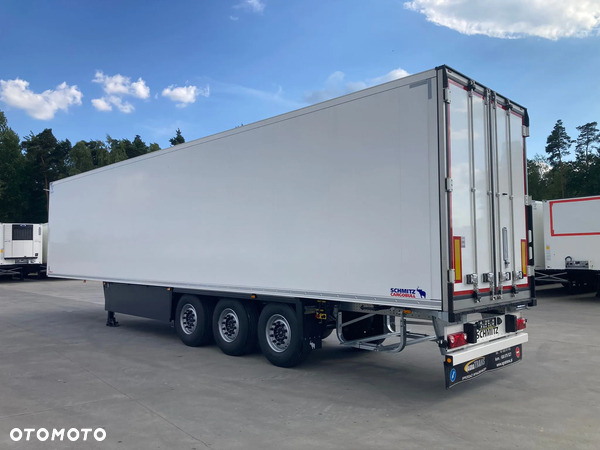 Schmitz Cargobull Chłodnia Hakowa z Carrier Vector 1550, klapy wentylacyjne - 5