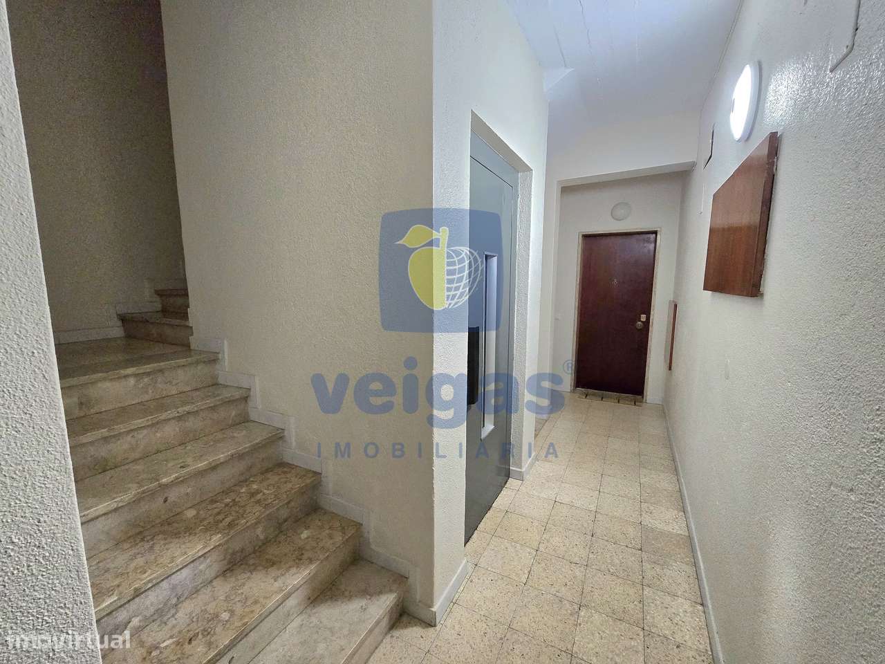 Apartamento renovado com 1 quarto em Charneca de Caparica-23