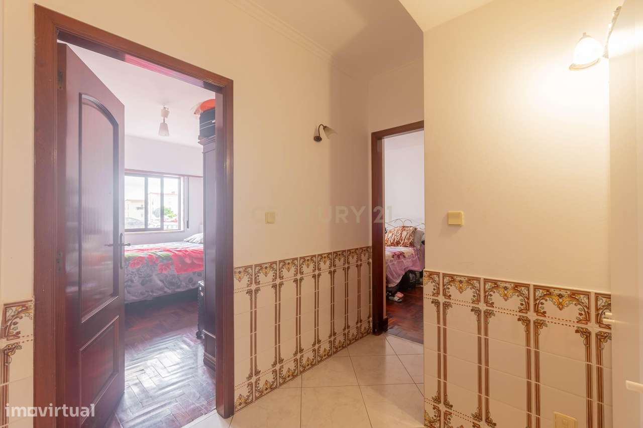 Apartamento T2 em Queluz (Pendão) com ou sem investimento!!-26