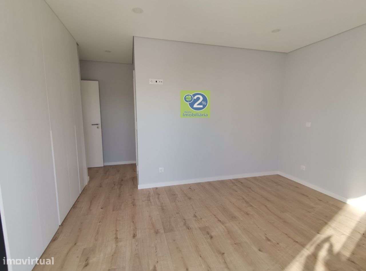 Moradia V4! Redondos - Grande imagem: 4/13