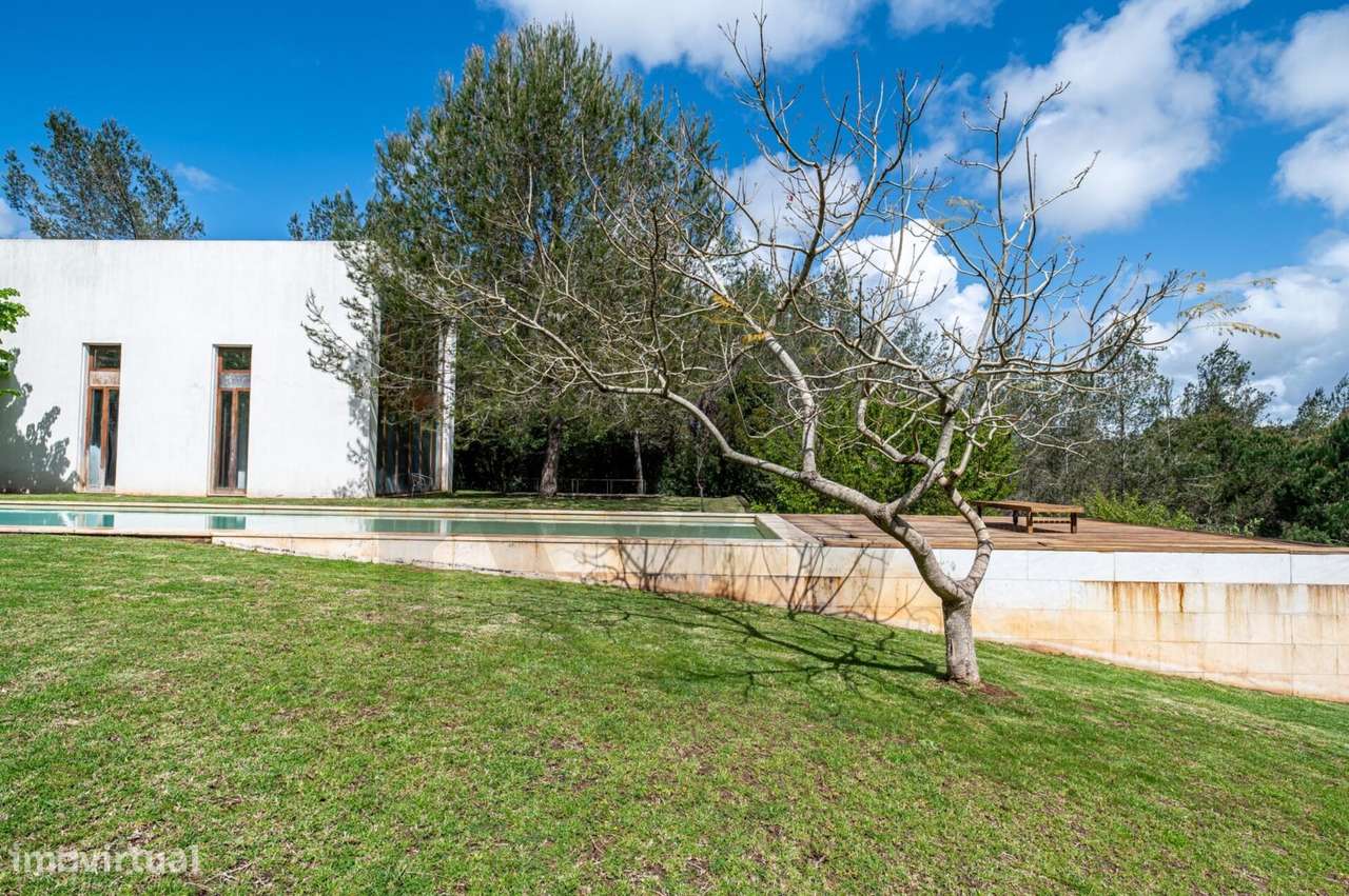 Fantástica Moradia localizada na tranquila zona da Várzea de Sintra.-43